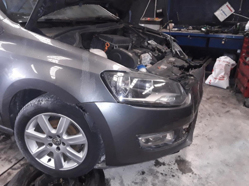 VOLKSWAGEN POLO V (6R1) 