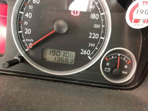 SEAT ALHAMBRA (7V9) de segunda mano