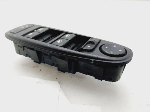 MANDO ELEVALUNAS DELANTERO IZQUIERDO Citroen C4 PICASSO 