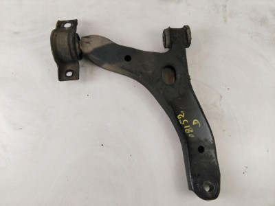 BRAZO SUSPENSION INFERIOR DELANTERO DERECHO