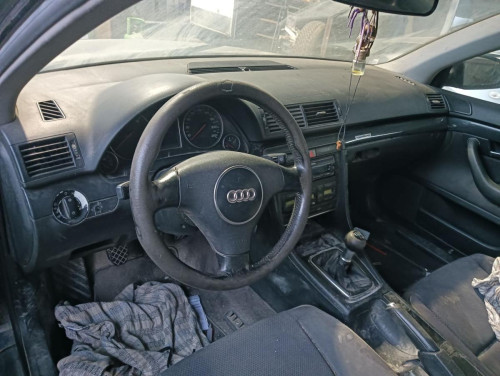 AUDI A4 BERLINA (8E) — автомобиль-донор на запчасти 