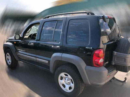  JEEP CHEROKEE (KJ) 