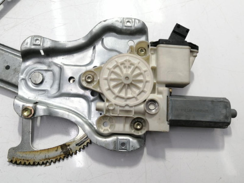 ELEVALUNAS DELANTERO DERECHO TOYOTA COROLLA FAMILIAR (E12) 