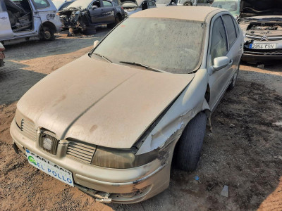 SEAT LEON (1M1)