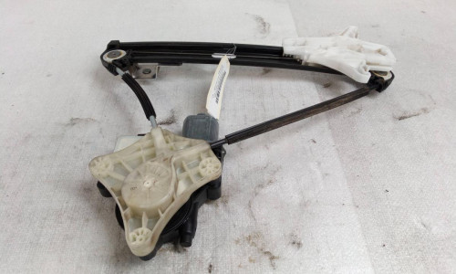  MOTOR ELEVALUNAS TRASERO DERECHO VOLKSWAGEN POLO VI (AE1) 