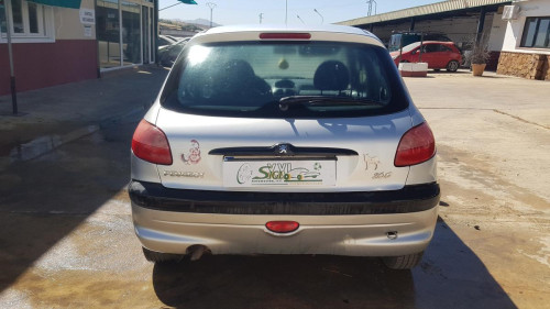 Peugeot 206 Berlina 4-pt. (09.2006->) — автомобиль-донор на запчасти 