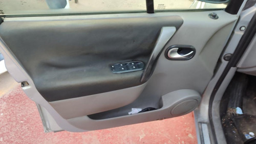 RENAULT SCENIC II (JM) 
