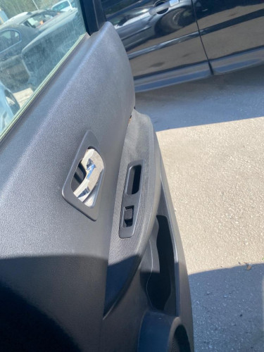 MANDO ELEVALUNAS TRASERO DERECHO Nissan QASHQAI (J10) 