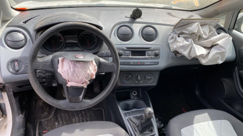  SEAT IBIZA BERLINA (6J5) 