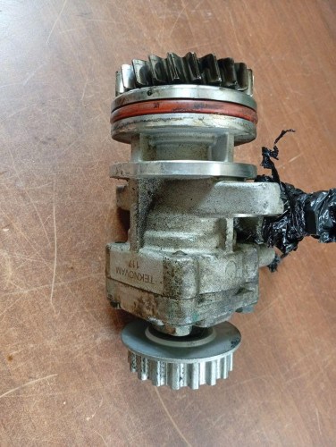 BOMBA DIRECCION Volkswagen TOUAREG (7LA) 