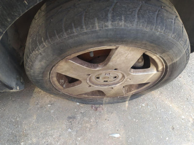 BRAZO SUSPENSION DELANTERO DERECHO, VOLKSWAGEN, FOX (5Z1)(04.2005)