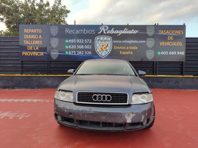 AUDI A4 BERLINA (8E)