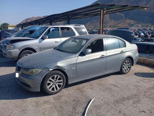  BMW SERIE 3 BERLINA (E90) 