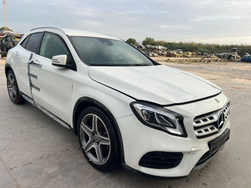  MERCEDES-BENZ CLASE GLA (BM 156) 