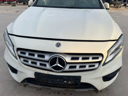  MERCEDES-BENZ CLASE GLA (BM 156) 