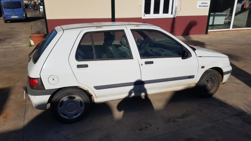  Renault Clio I Fase I / II (B/C57)(01.1991->) SIN IDENTIFICAR 