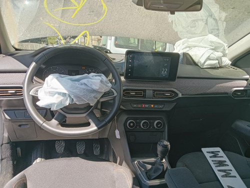 DACIA SANDERO III — vehículo donante para recambios 