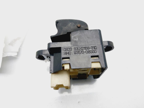 MANDO ELEVALUNAS DELANTERO IZQUIERDO Hyundai ATOS PRIME (MX) 