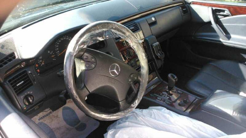  MERCEDES-BENZ CLASE E (BM 210) BERLINA 