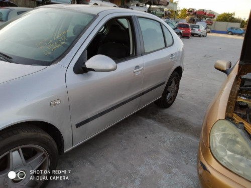  SEAT LEON (1M1) 