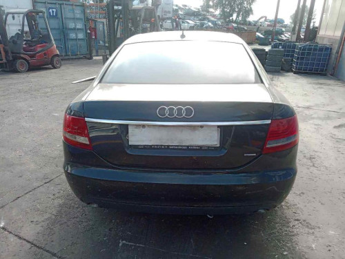  AUDI A6 BERLINA (4F2) 
