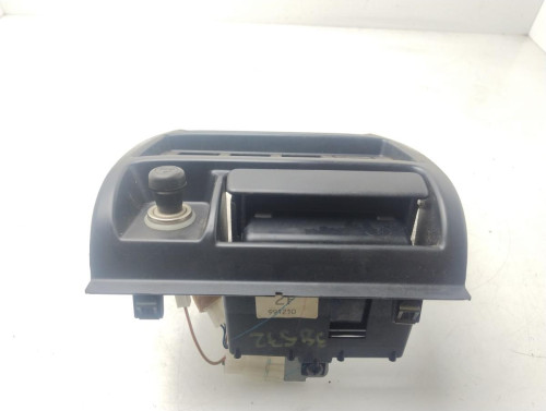 CENICERO SUBARU FORESTER (S10/SF) 