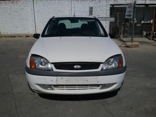  FORD FIESTA BERLINA (DX) 