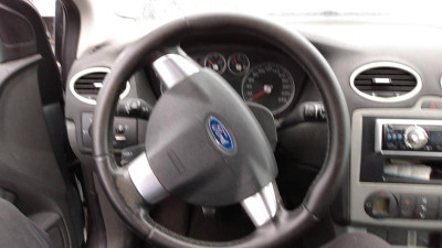 FORD FOCUS BERLINA (CAP)