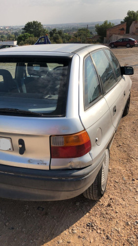 OPEL ASTRA F BERLINA — автомобиль-донор на запчасти 
