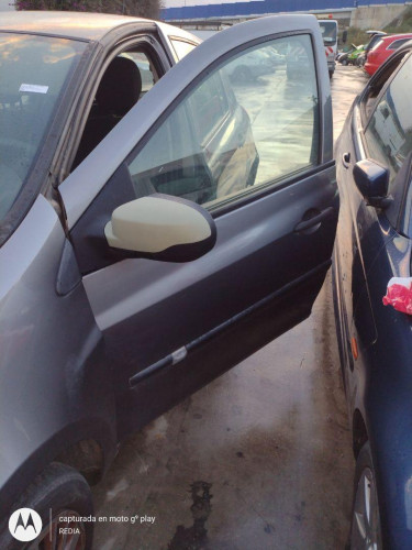 PUERTA DELANTERA IZQUIERDA Renault CLIO III 