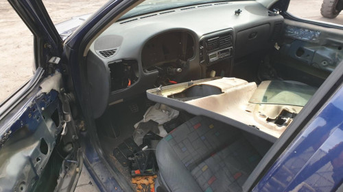 VOLKSWAGEN POLO III (6N1) 