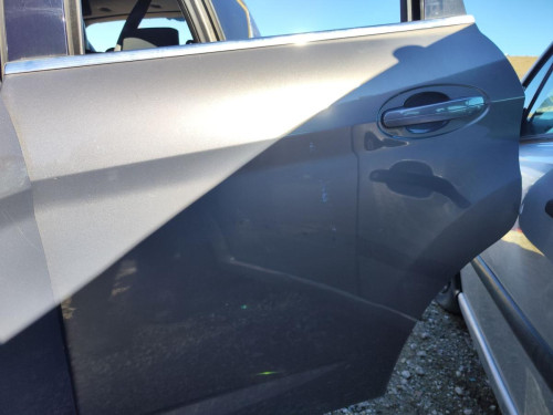 PUERTA TRASERA IZQUIERDA used