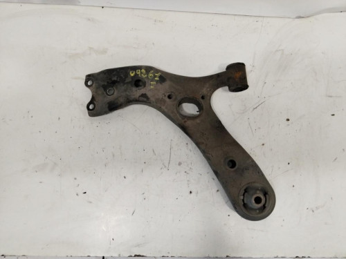 BRAZO SUSPENSION INFERIOR DELANTERO IZQUIERDO TOYOTA AURIS (E15) 