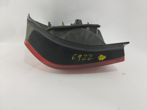 PILOTO TRASERO IZQUIERDO TOYOTA COROLLA (E12) 