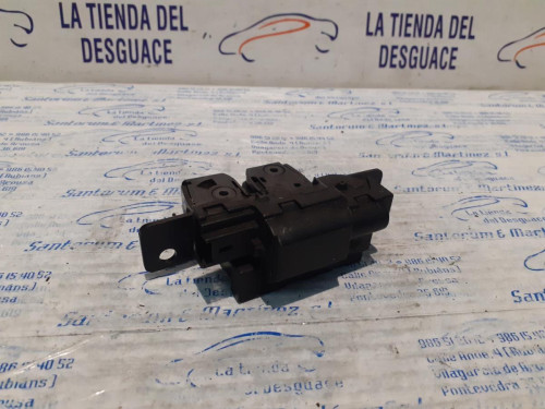 CERRADURA MALETERO / PORTON 