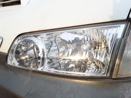 FARO IZQUIERDO Hyundai H-1 () 