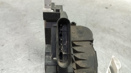 CERRADURA PUERTA DELANTERA IZQUIERDA FORD FIESTA (CNN) 