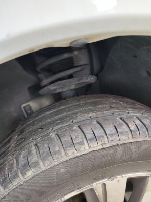 AMORTIGUADOR DELANTERO IZQUIERDO