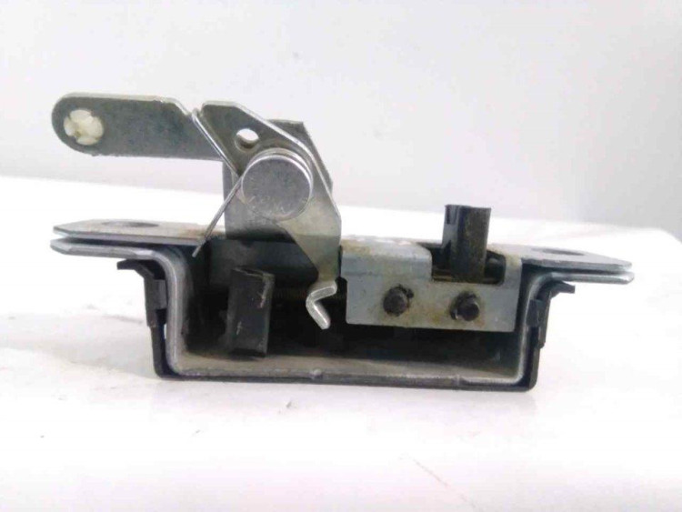 CERRADURA MALETERO / PORTON