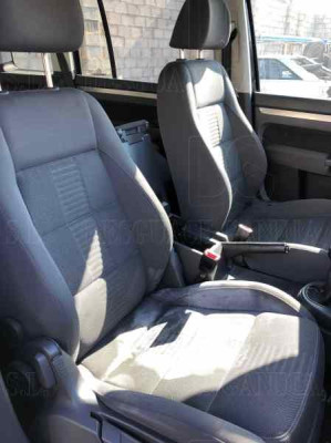 VOLKSWAGEN TOURAN (1T2)