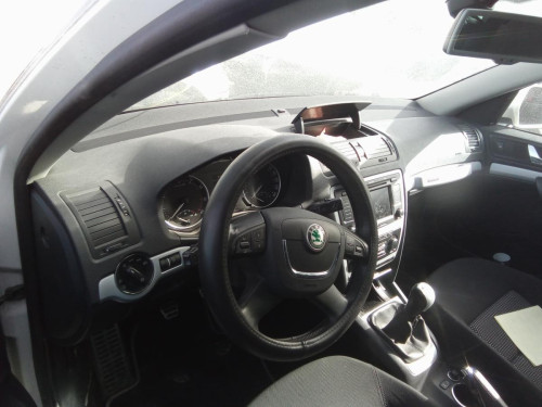  SKODA OCTAVIA COMBI (1Z5) 