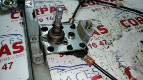  ELEVALUNAS DELANTERO DERECHO Seat CORDOBA BERLINA (6K2) 