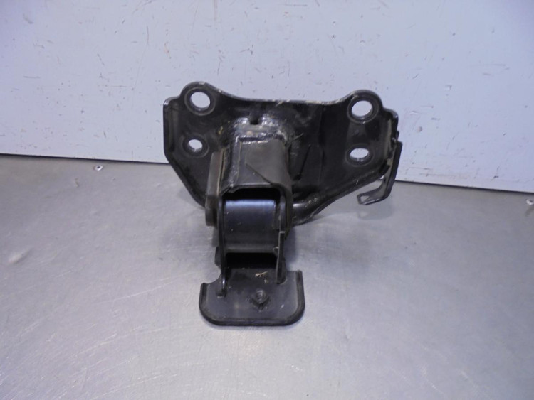 SOPORTE MOTOR IZQUIERDO