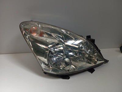 FARO DERECHO, TOYOTA, COROLLA VERSO (R1)