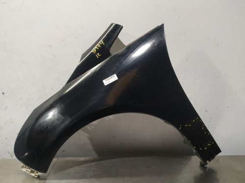  ALETA DELANTERA IZQUIERDA MITSUBISHI GRANDIS (NA0W) 