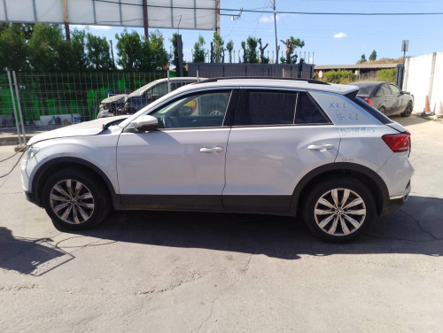  VOLKSWAGEN T-ROC (D11) 
