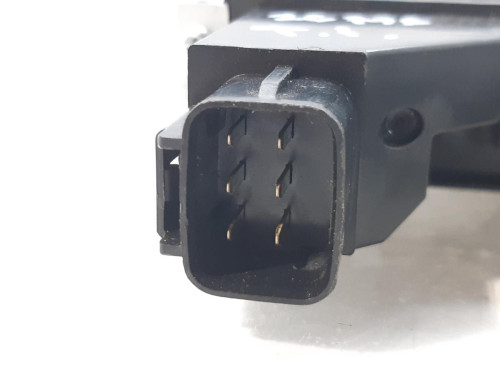 MOTOR ELEVALUNAS TRASERO IZQUIERDO Kia CARENS (RP) 