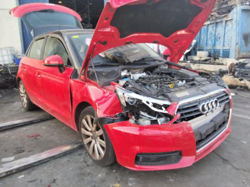  AUDI A1 (8XK) 