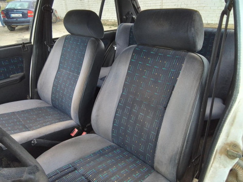  PEUGEOT 205 BERLINA 