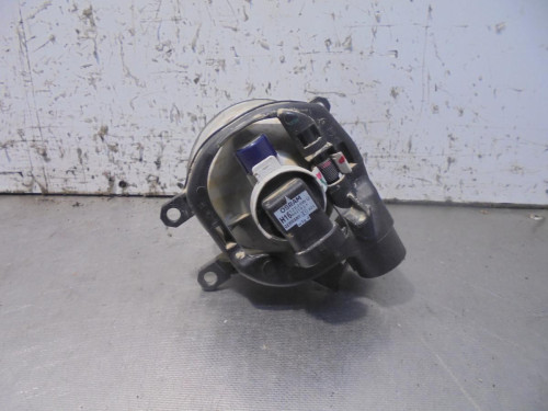  FARO ANTINIEBLA IZQUIERDO TOYOTA AURIS (E18) 